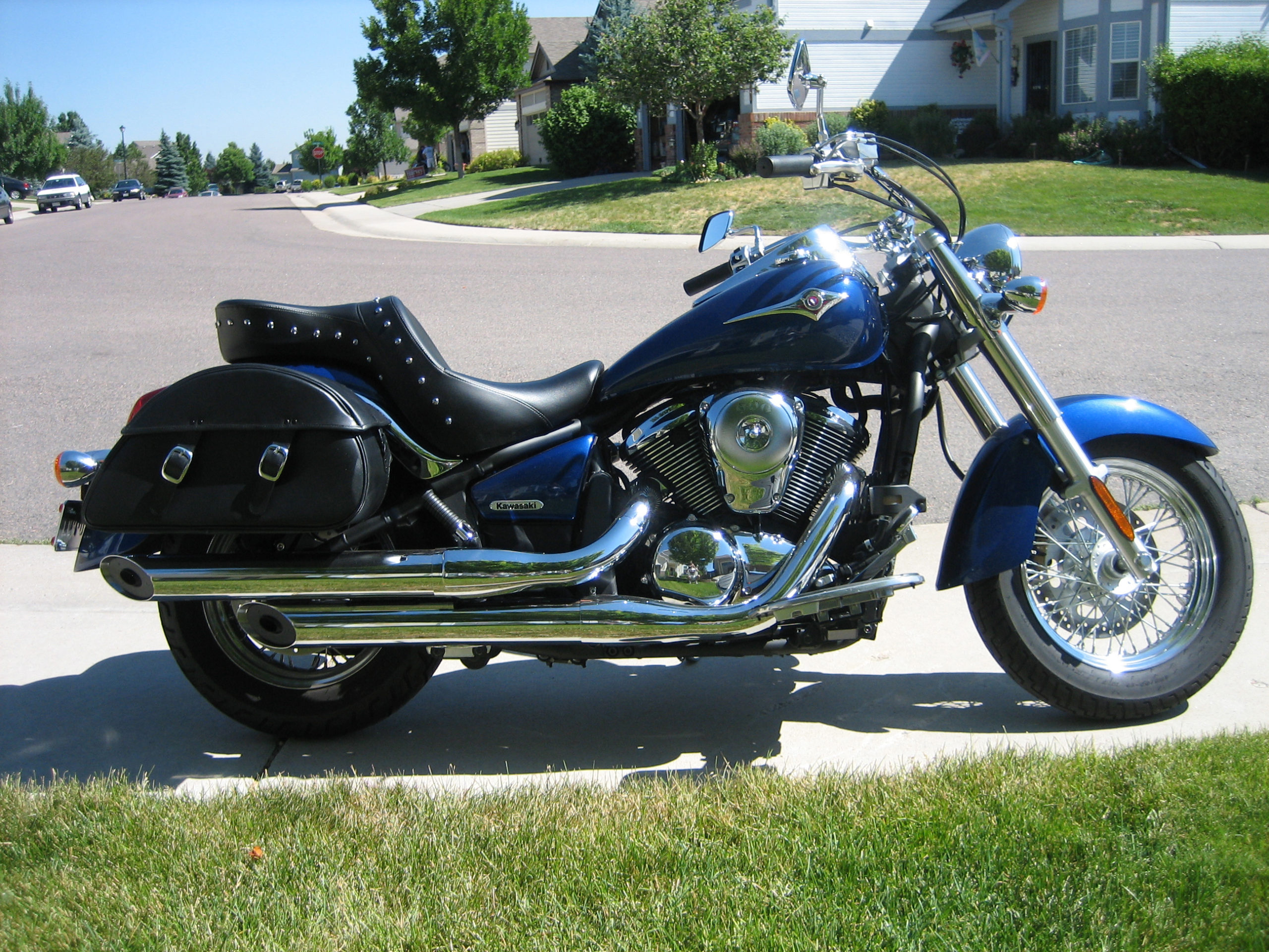 1403F-Saddleline Kawasaki Vulcan 2000 Classic Leather Saddlebags